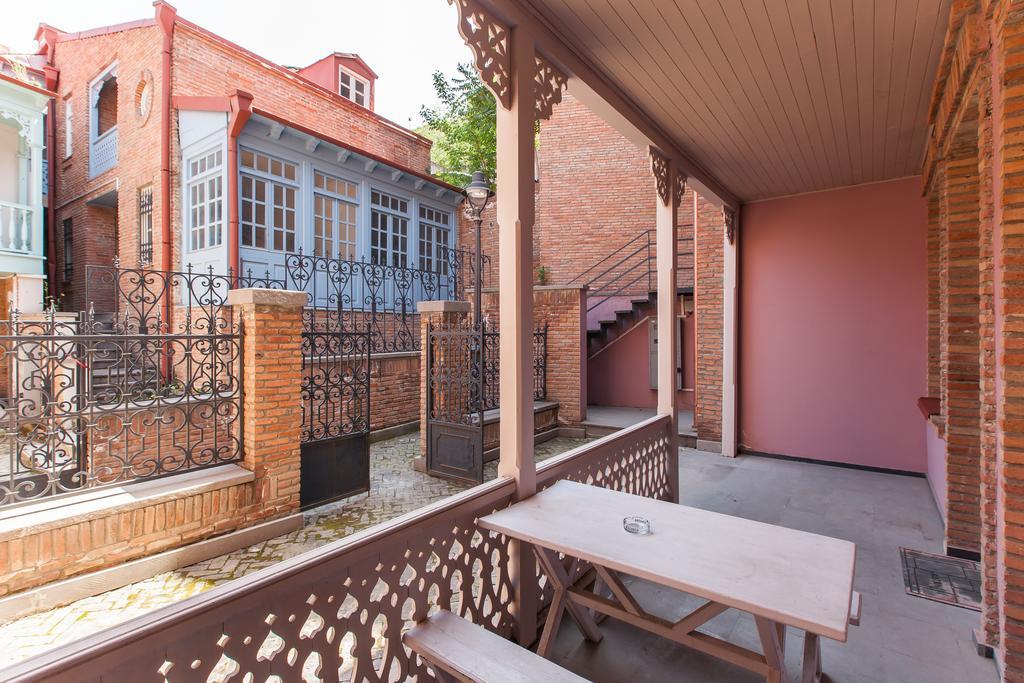 Apartment On Saadi Str Old Tbilisi Pokoj fotografie